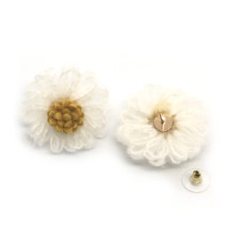a-floral-surprise-earrings-white-2b