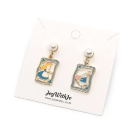 alice-in-wonderland-rabbit-earrings-6a