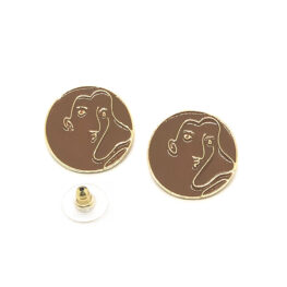 brown-abstract-art-woman-earrings