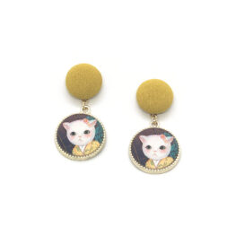cat-in-a-kimono-vintage-style-earrings