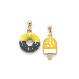 enjoy-the-little-things-doughnut-ice-cream-earrings-6a