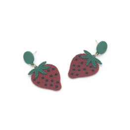 merry-strawberry-earrings-1