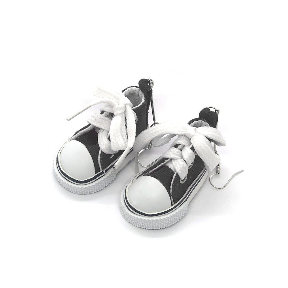 my-black-sneakers-drop-earrings my-black-sneakers-drop-earrings