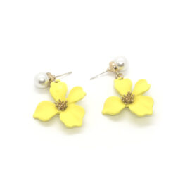 pretty-in-yellow-floral-earrings