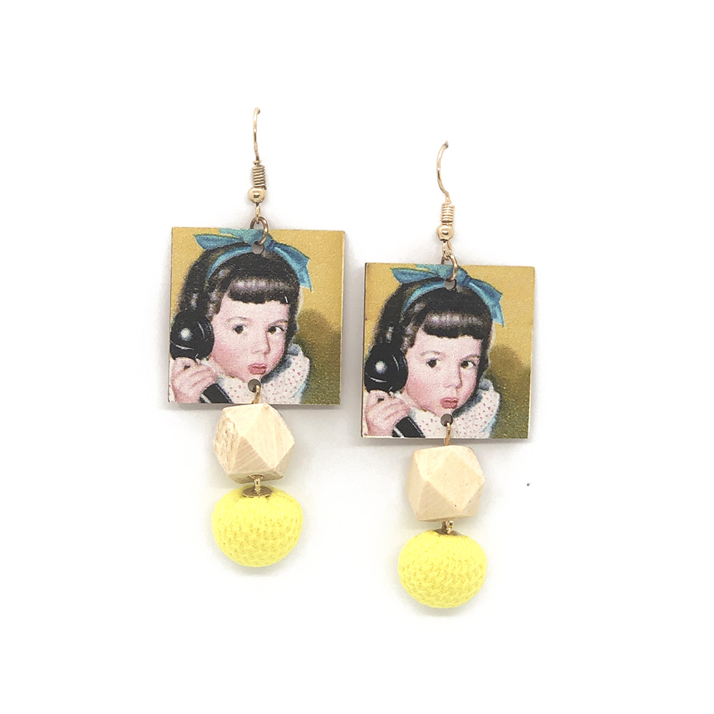 ring-ring-1950s-vintage-style-earrings-beaded-1 ring-ring-1950s-vintage-style-earrings-beaded-1